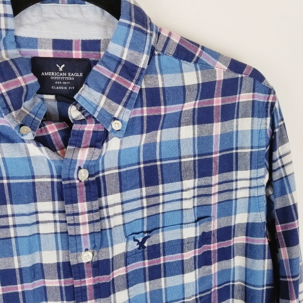 American Eagle Outfitters men's plaid button down